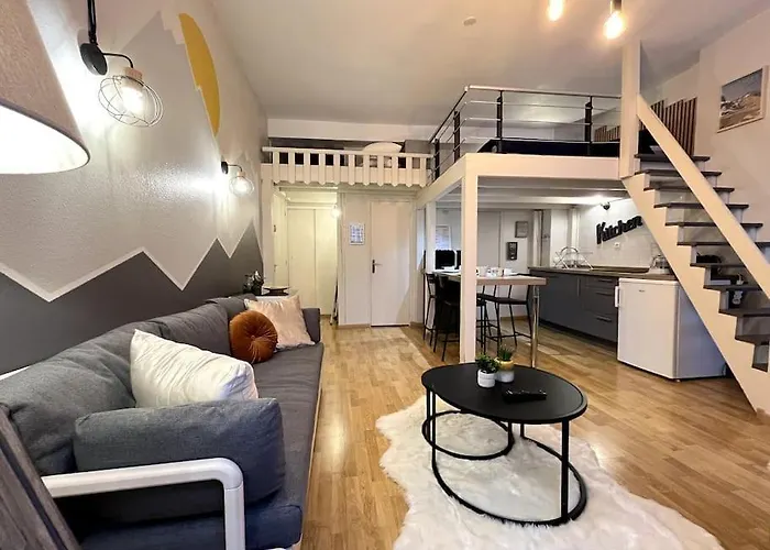 Montagn'art Studio. 4pers 30m2. Coeur Village. Cauterets