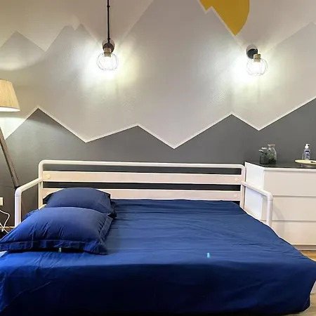Montagn'art Studio. 4pers 30m2. Coeur Village. דירה *