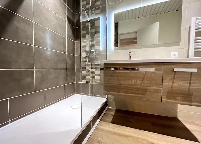 アパート Montagn'art Studio. 4pers 30m2. Coeur Village. *